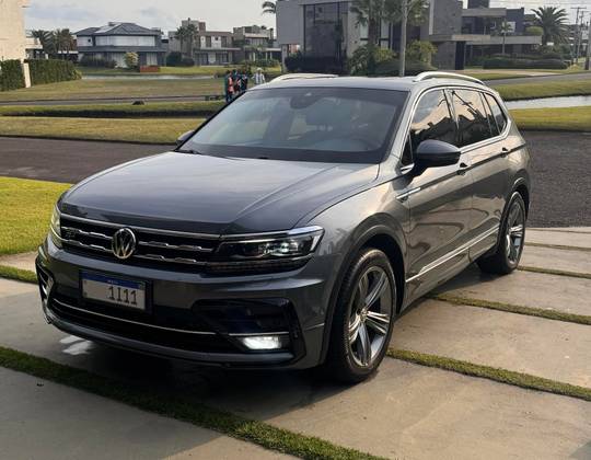 VOLKSWAGEN TIGUAN 2.0 350 TSI GASOLINA ALLSPACE R-LINE 4MOTION DSG VOLKSWAGEN TIGUAN 2.0 350 TSI GASOLINA ALLSPACE R-LINE 4MOTION DSG